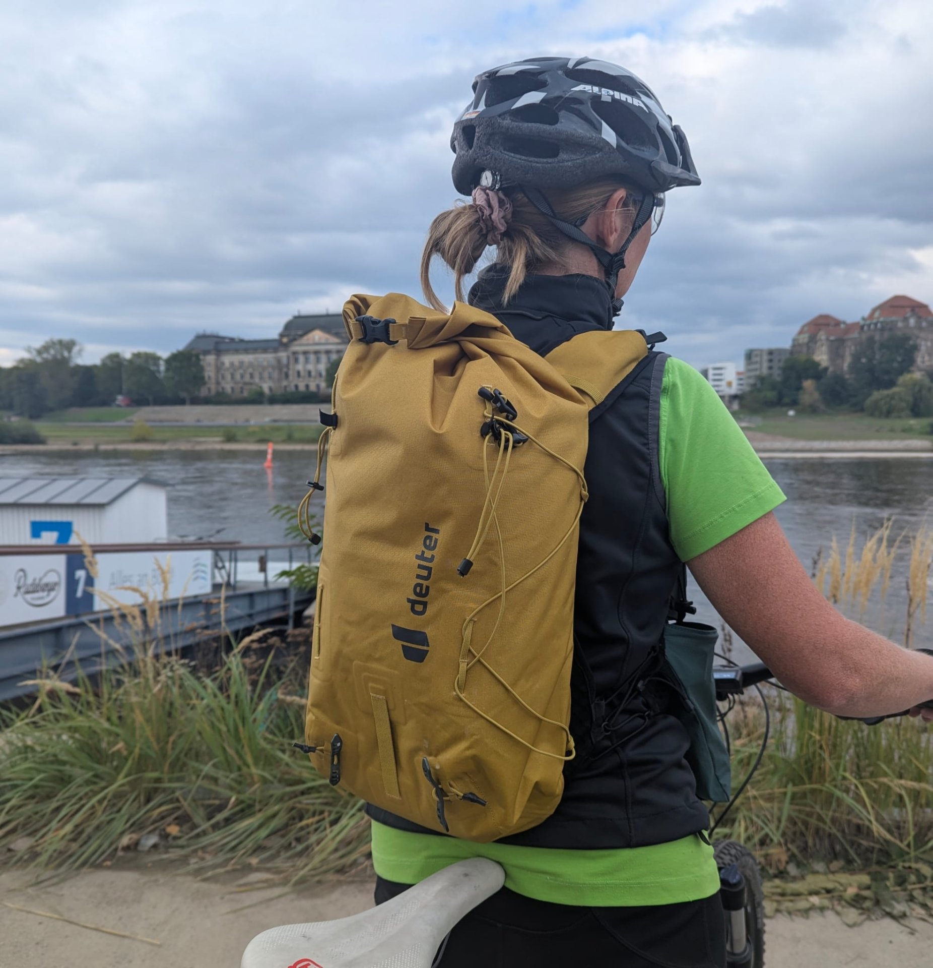 Deuter Vertrail 16 im Test – wasserdichter Alpinrucksack